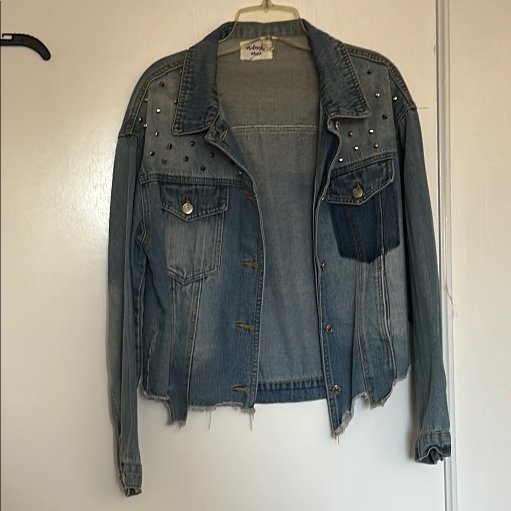 Vintage like women’s Jean jacket size large